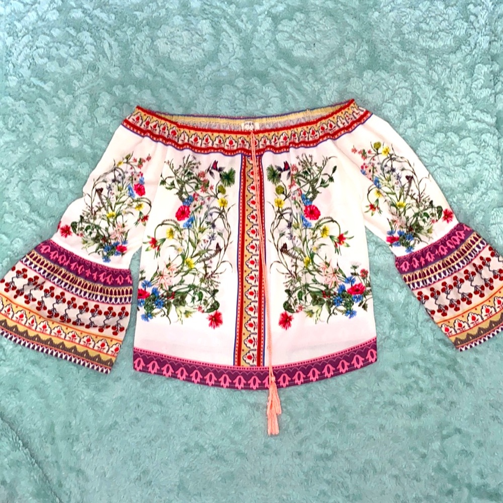 Umgee sleeveless boho floral blouse